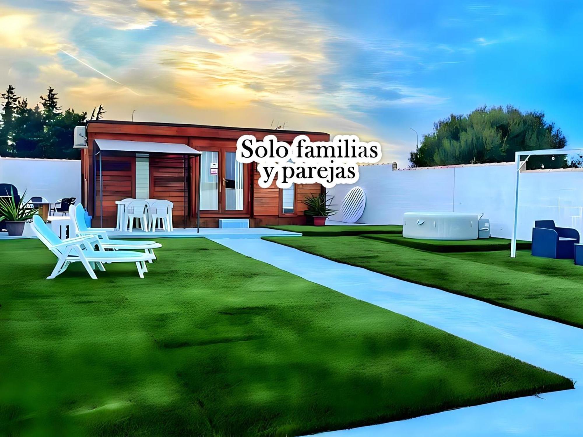 Con Jacuzzi, Piscina Y Bbq Familias Y Parejas En Chiclana - Es-180-278 Chiclana de la Frontera
